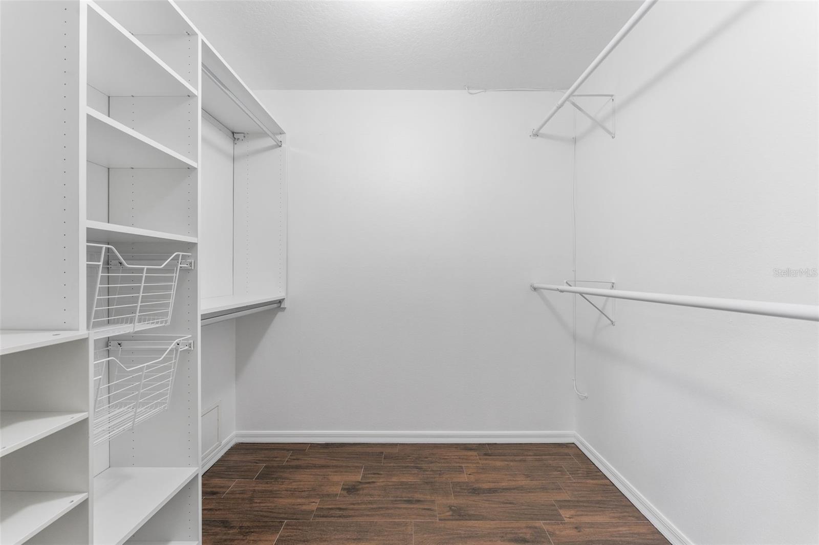24049 LANDING DR, LUTZ, FL, 33559