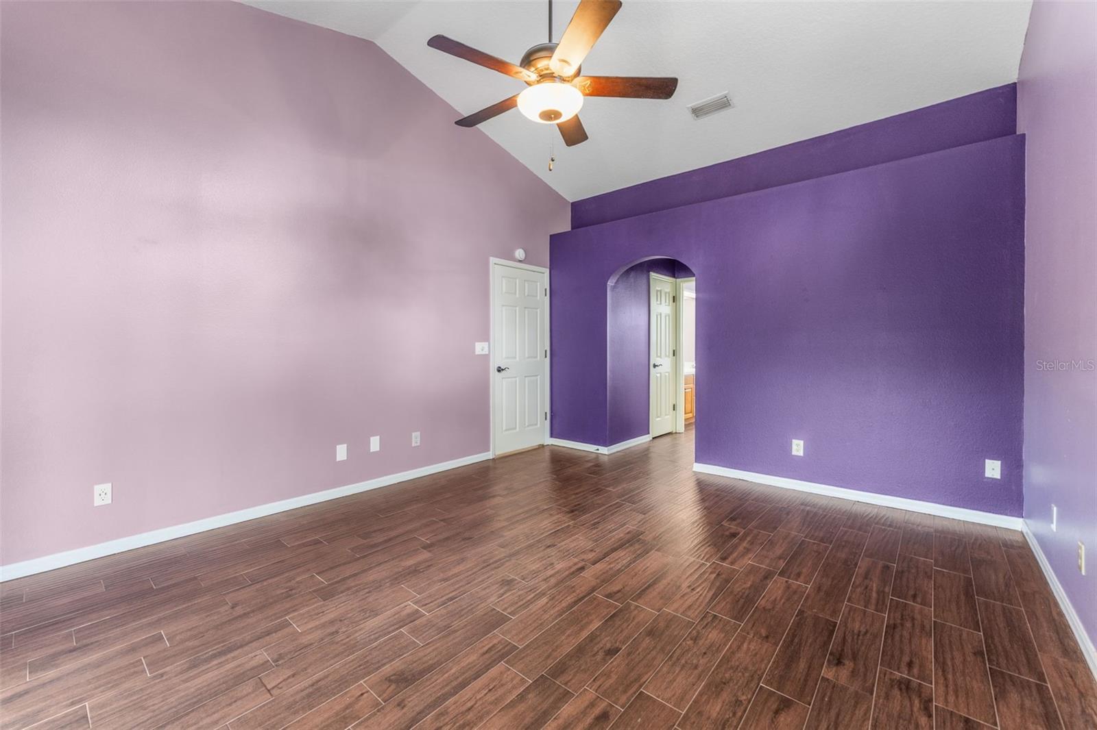 24049 LANDING DR, LUTZ, FL, 33559
