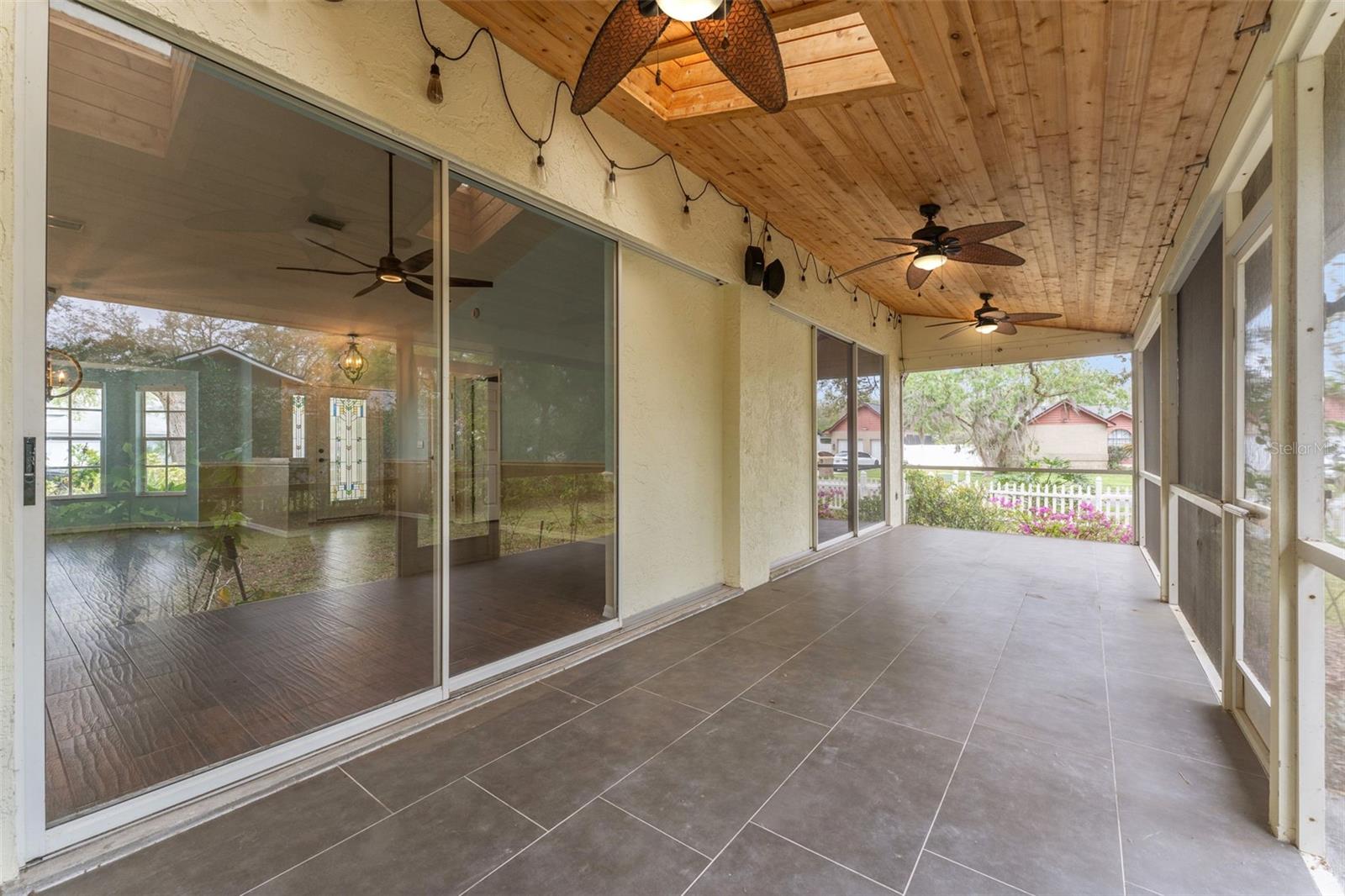 24049 LANDING DR, LUTZ, FL, 33559