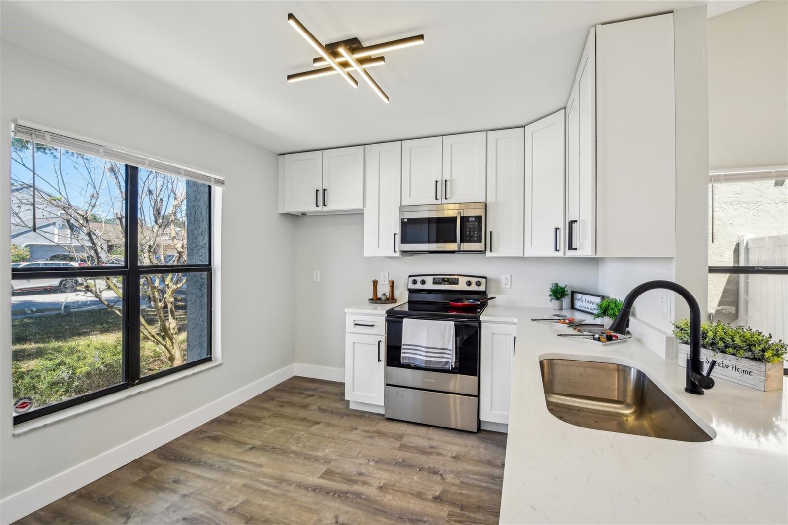 413 MAINSAIL CT, LAKE MARY, FL, 32746
