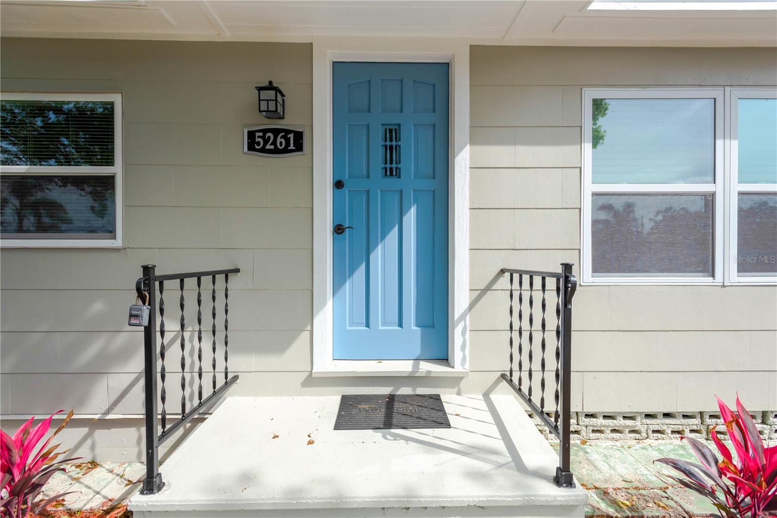 5261 43RD AVE N, ST PETERSBURG, FL, 33709