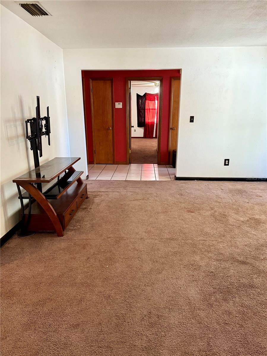1527 E ELM RD, LAKELAND, FL, 33801