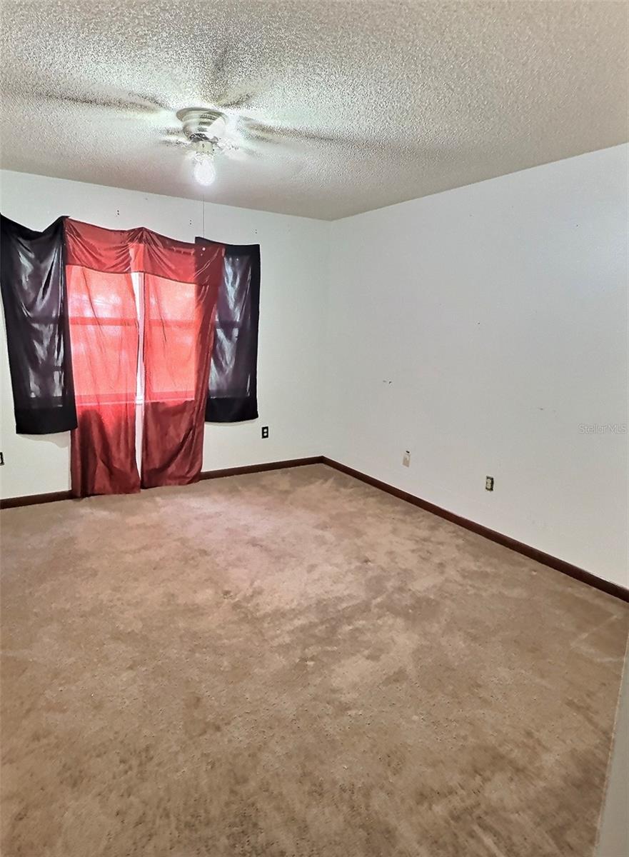 1527 E ELM RD, LAKELAND, FL, 33801