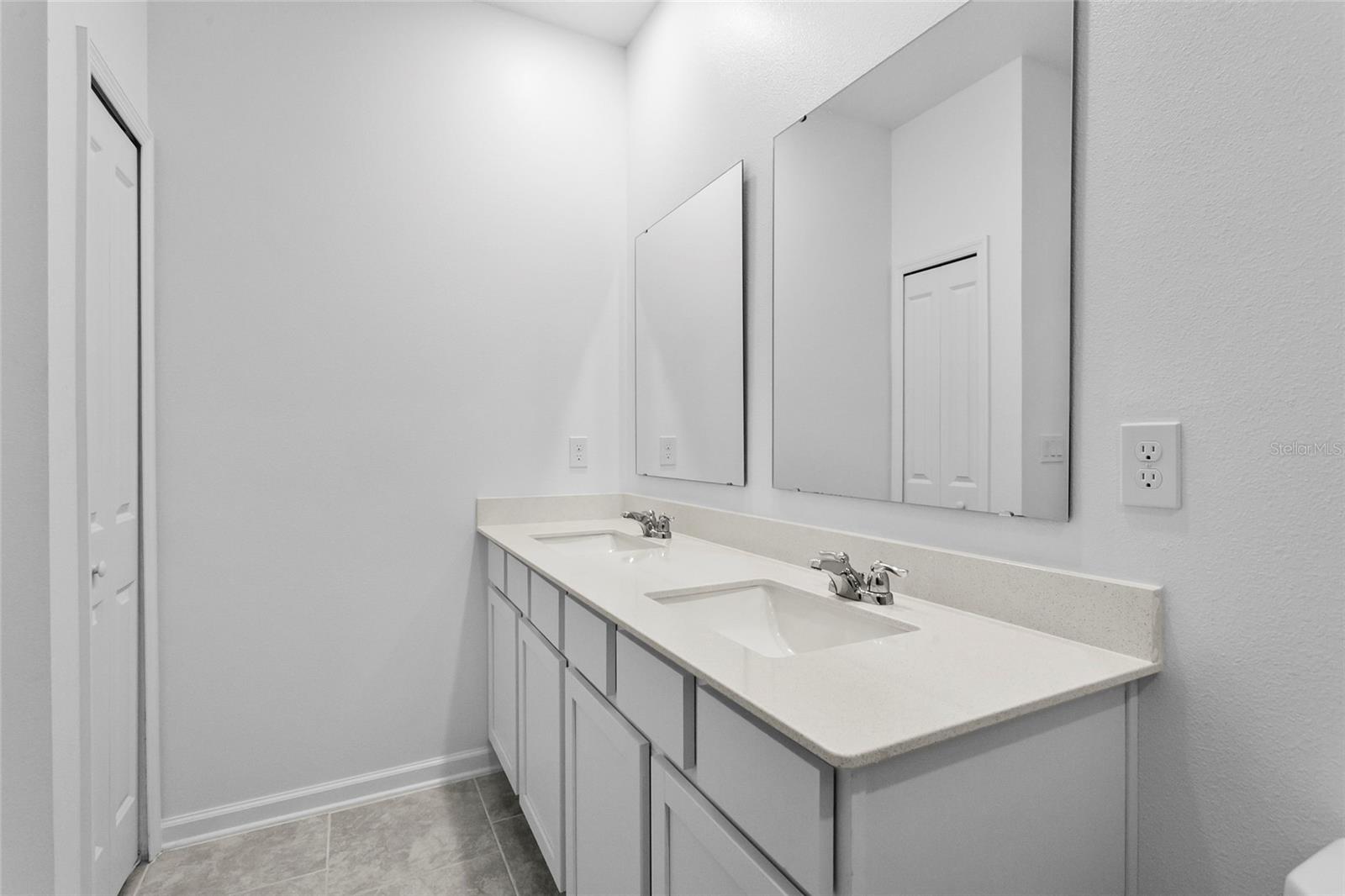 1324 PEACH CREEK DR, OSTEEN, FL, 32764