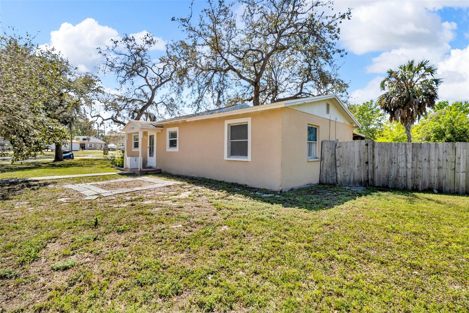 1796 HARBOR DR, CLEARWATER, FL, 33755