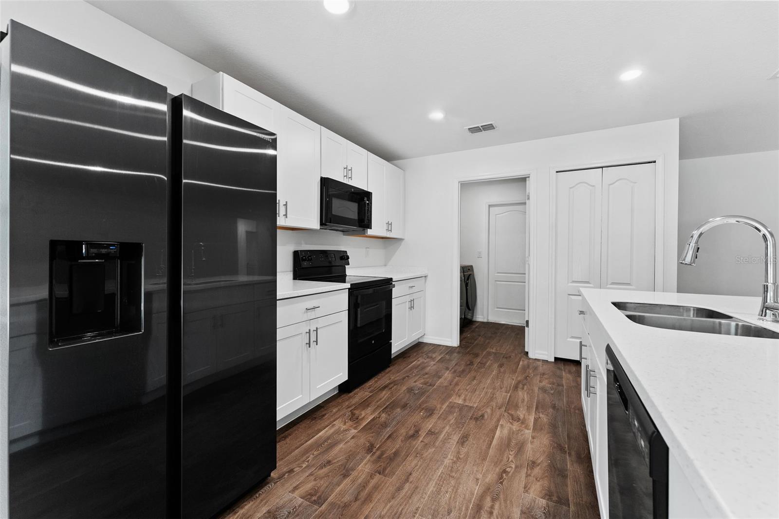 1723 W COUNTRY CLUB BLVD, CITRUS SPRINGS, FL, 34434