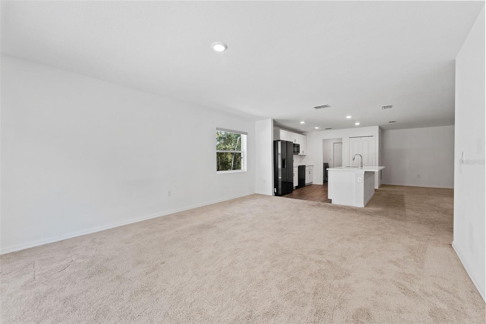 1723 W COUNTRY CLUB BLVD, CITRUS SPRINGS, FL, 34434