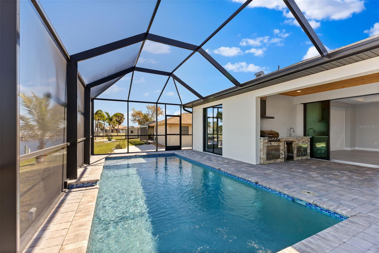 2523 DIXON TER, PORT CHARLOTTE, FL, 33981