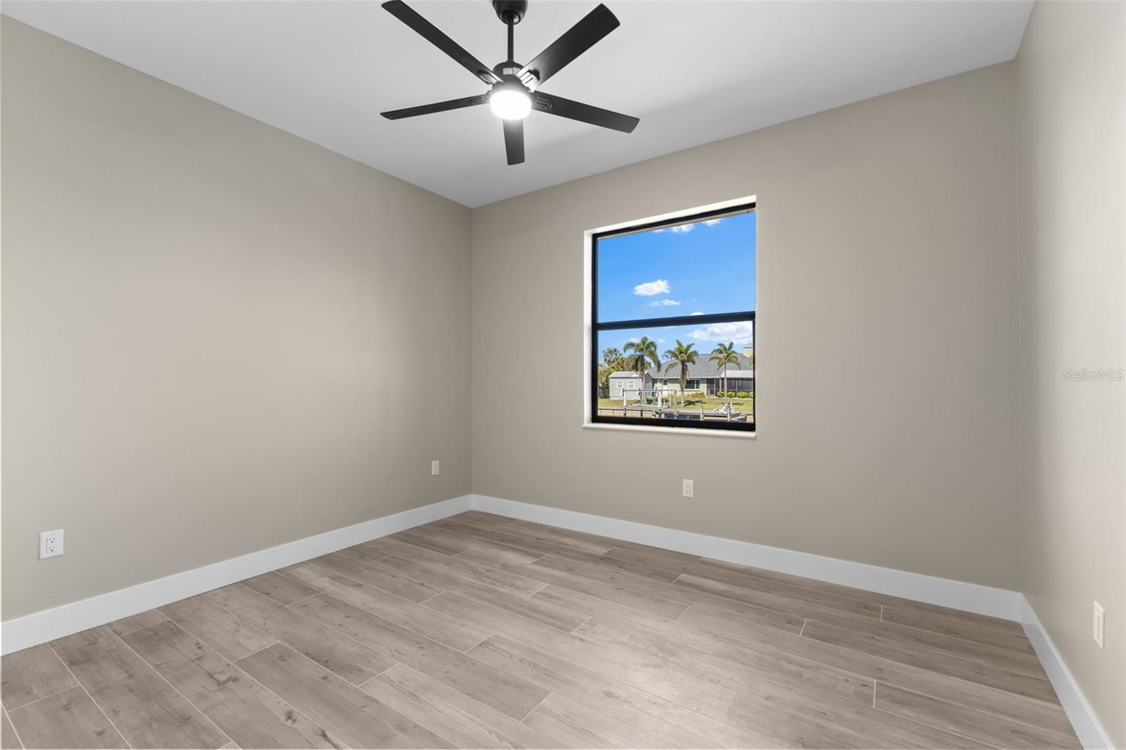 2523 DIXON TER, PORT CHARLOTTE, FL, 33981