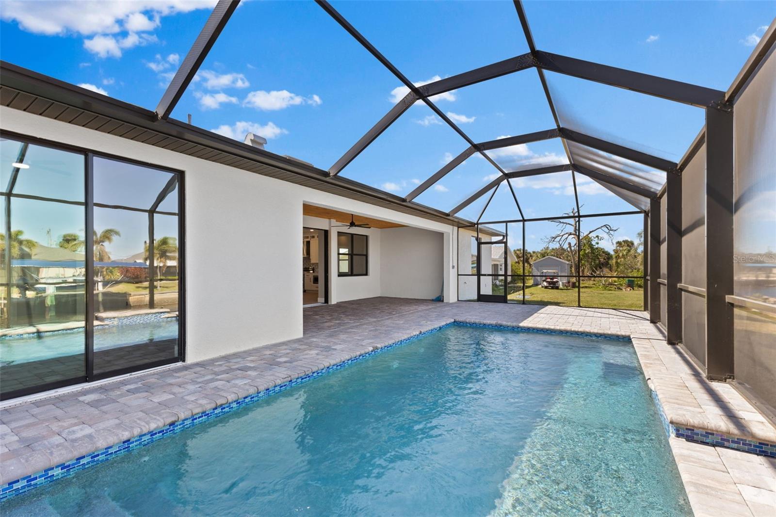 2523 DIXON TER, PORT CHARLOTTE, FL, 33981