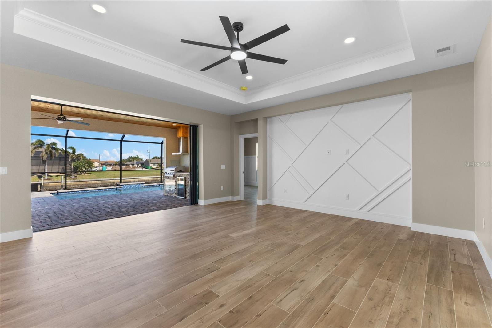 2523 DIXON TER, PORT CHARLOTTE, FL, 33981