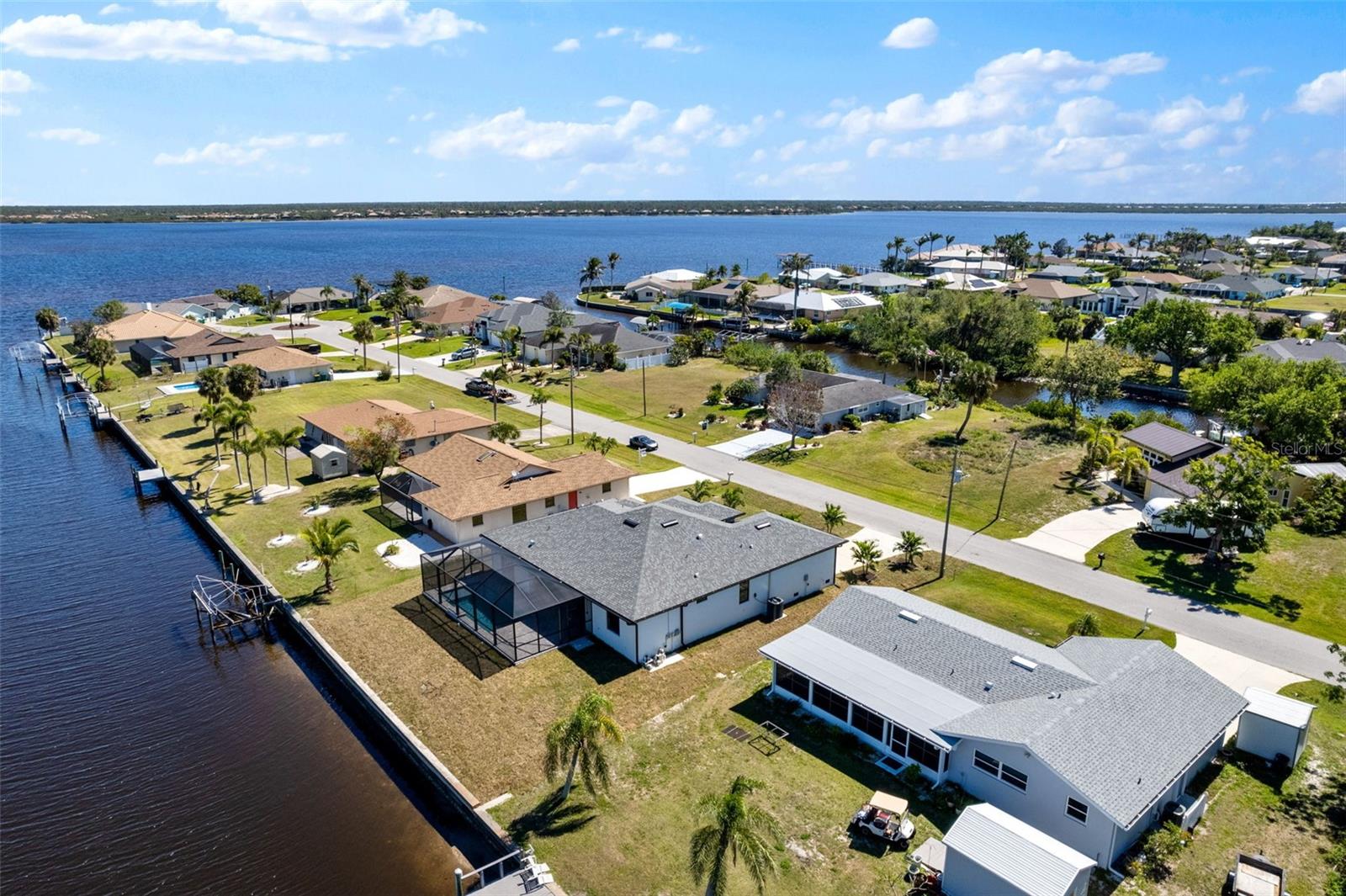 2523 DIXON TER, PORT CHARLOTTE, FL, 33981