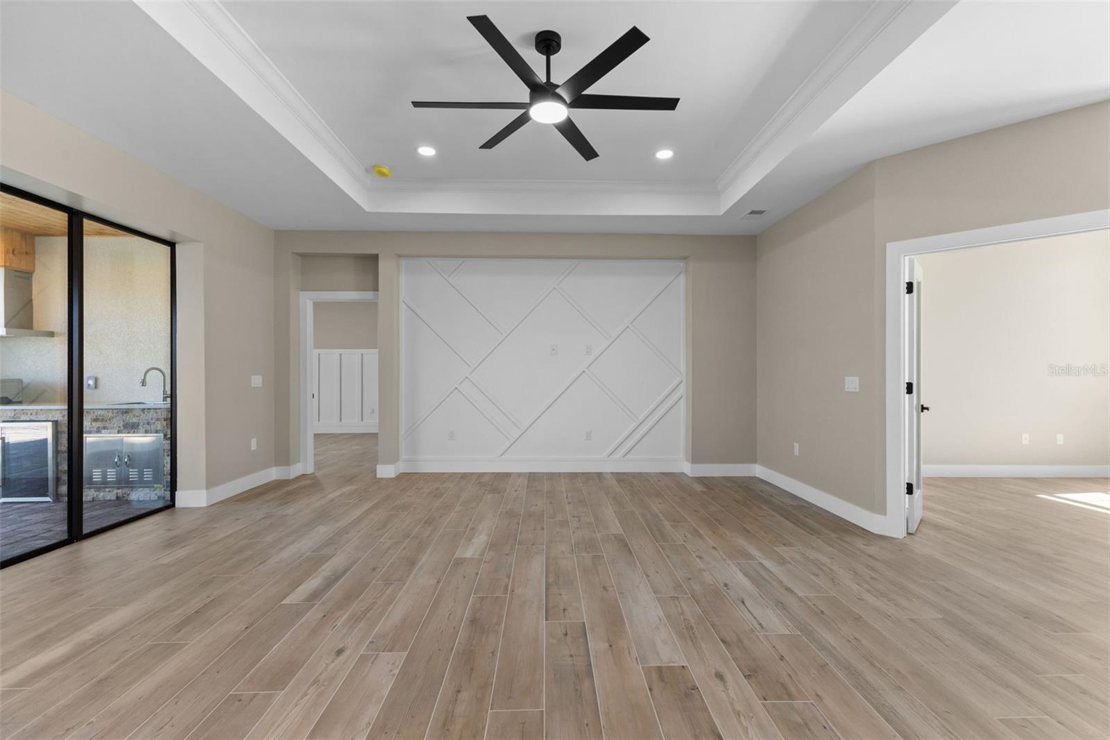 2523 DIXON TER, PORT CHARLOTTE, FL, 33981