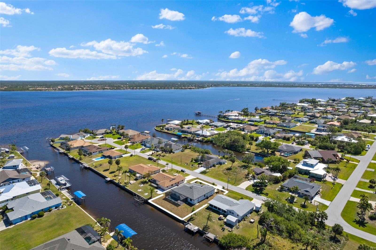 2523 DIXON TER, PORT CHARLOTTE, FL, 33981