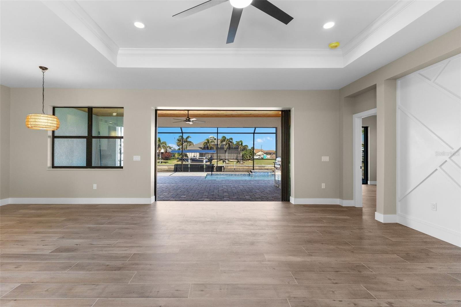 2523 DIXON TER, PORT CHARLOTTE, FL, 33981