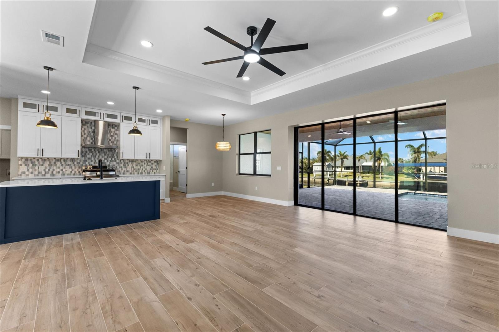 2523 DIXON TER, PORT CHARLOTTE, FL, 33981