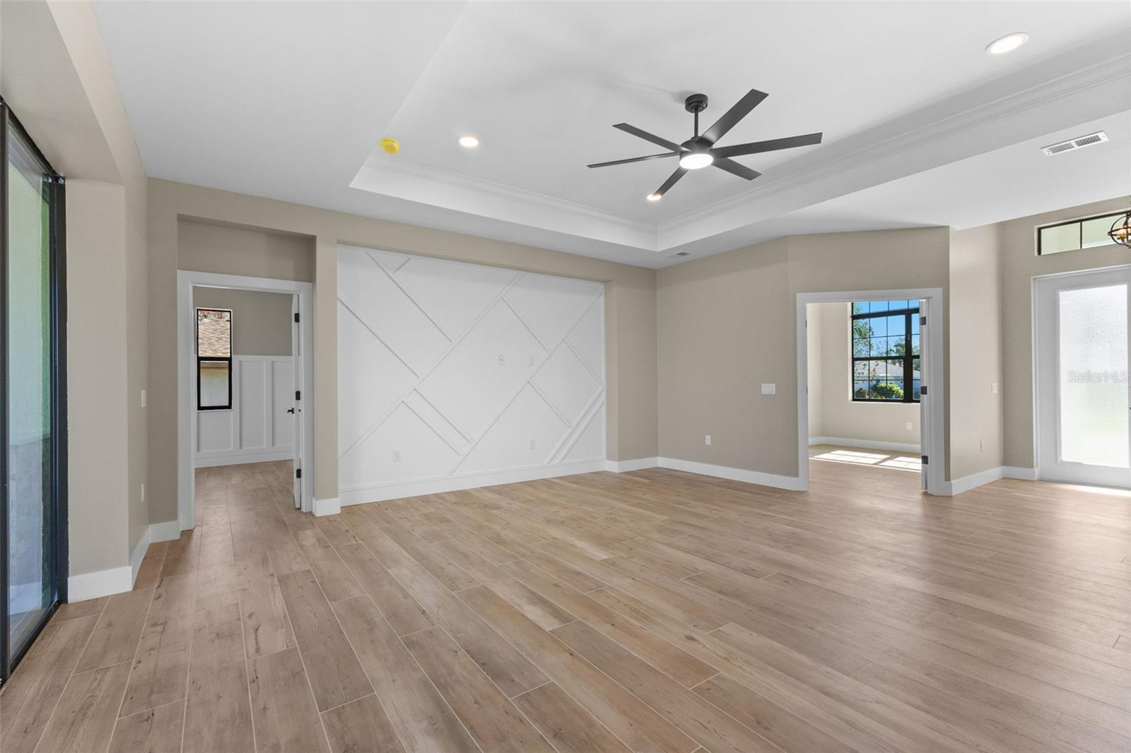 2523 DIXON TER, PORT CHARLOTTE, FL, 33981