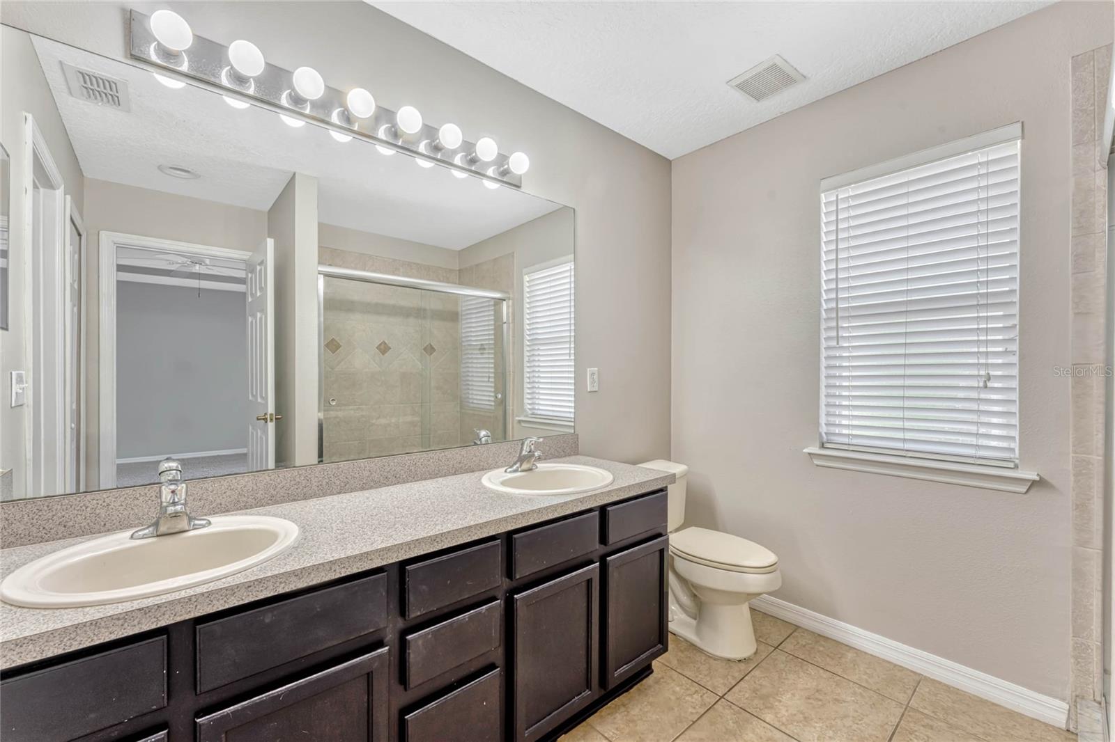 2005 E GRANT AVE, ORLANDO, FL, 32806