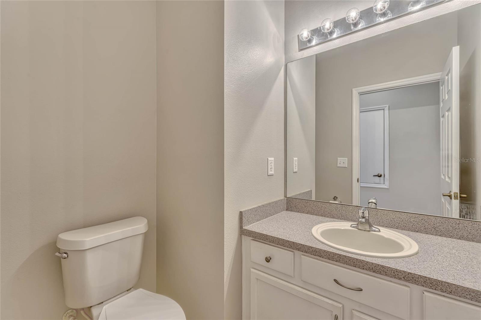 2005 E GRANT AVE, ORLANDO, FL, 32806