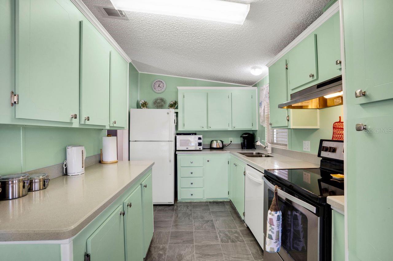 709 RIVERVIEW CIR, NORTH PORT, FL, 34287
