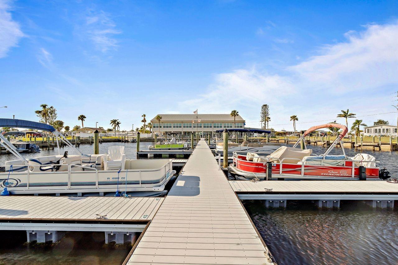709 RIVERVIEW CIR, NORTH PORT, FL, 34287