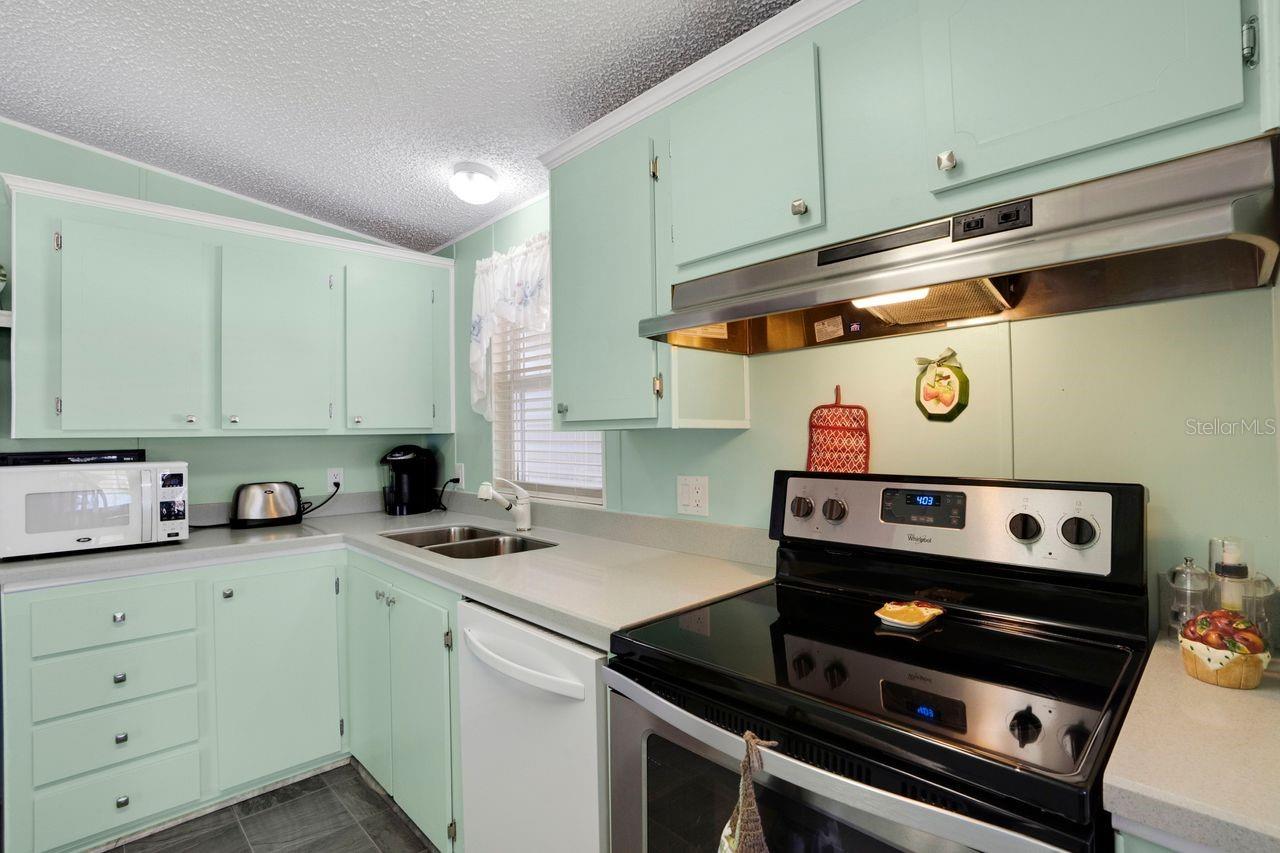 709 RIVERVIEW CIR, NORTH PORT, FL, 34287