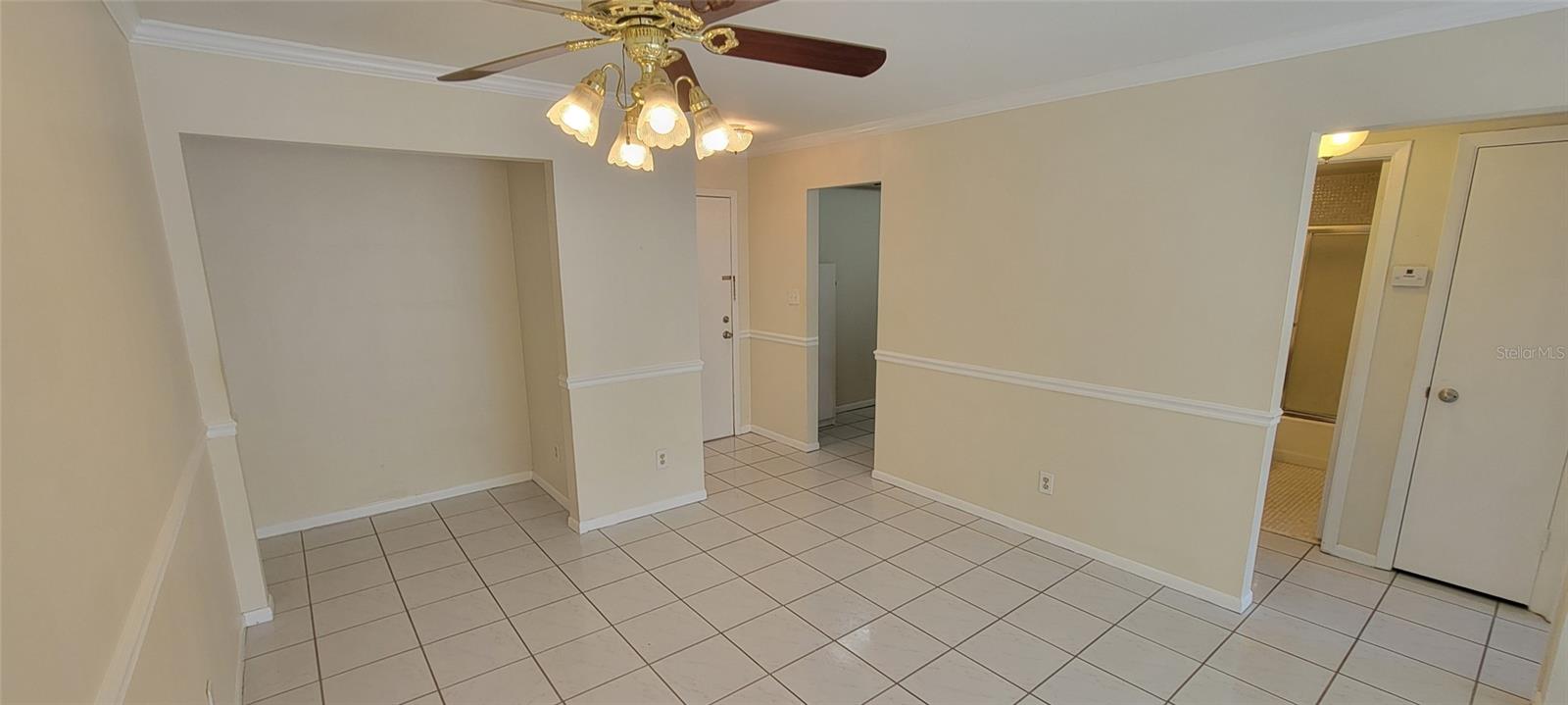 4610 W GRAY ST #207, TAMPA, FL, 33609