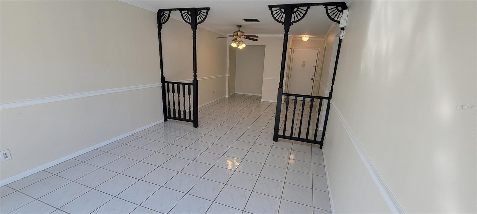 4610 W GRAY ST #207, TAMPA, FL, 33609
