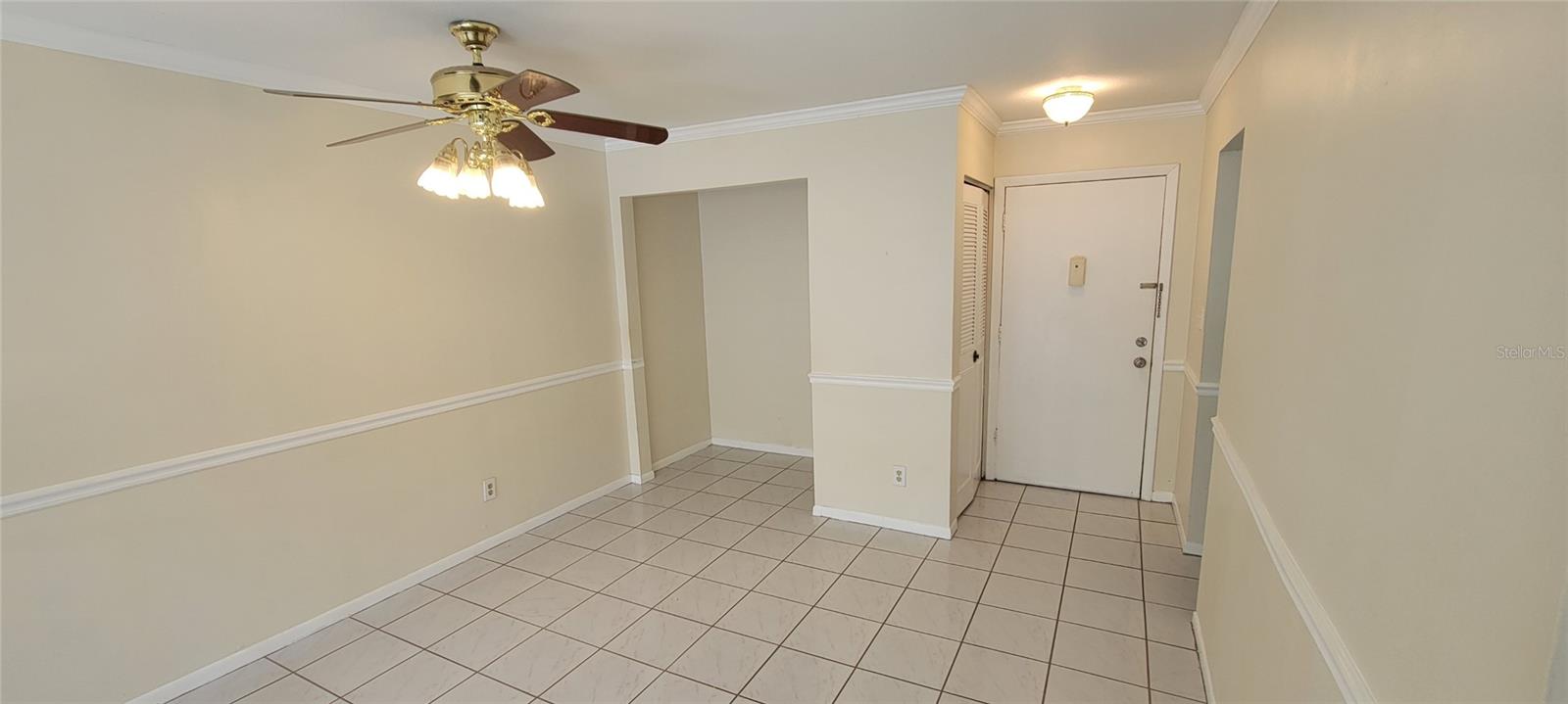 4610 W GRAY ST #207, TAMPA, FL, 33609