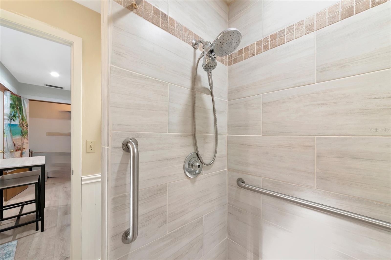 A4645418 Property Photo