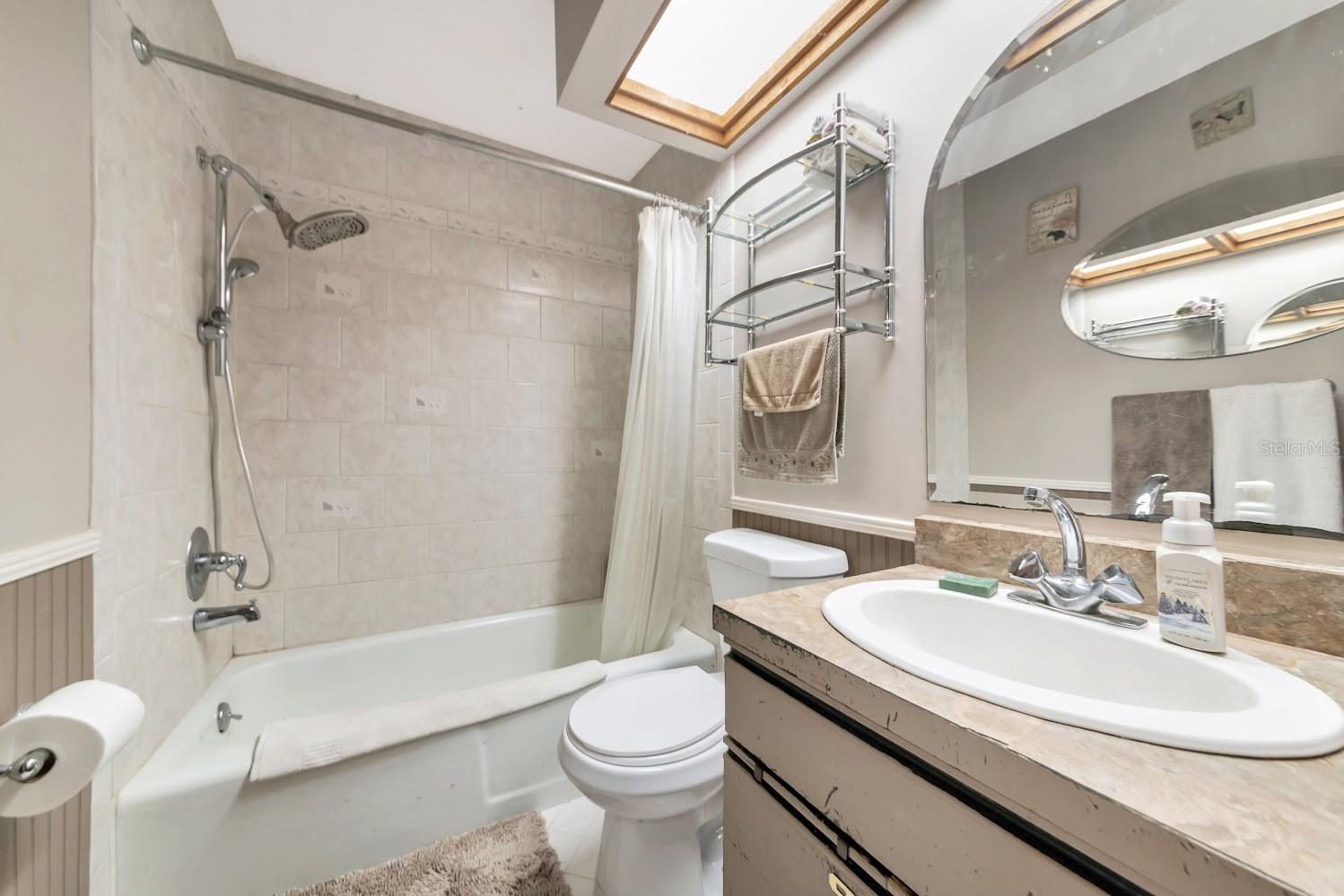 A4645418 Property Photo