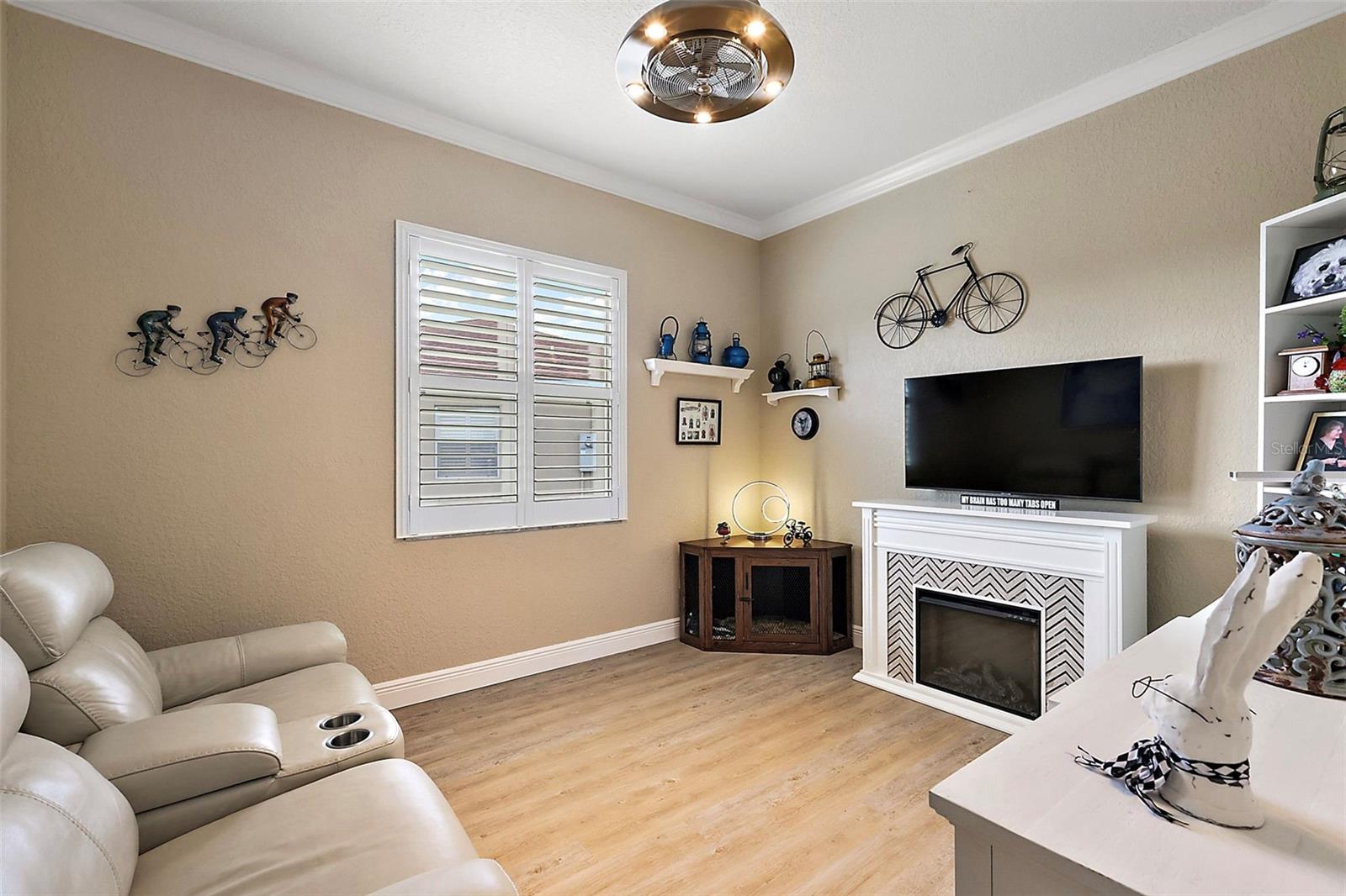 10199 MAINSAIL DR, OXFORD, FL, 34484