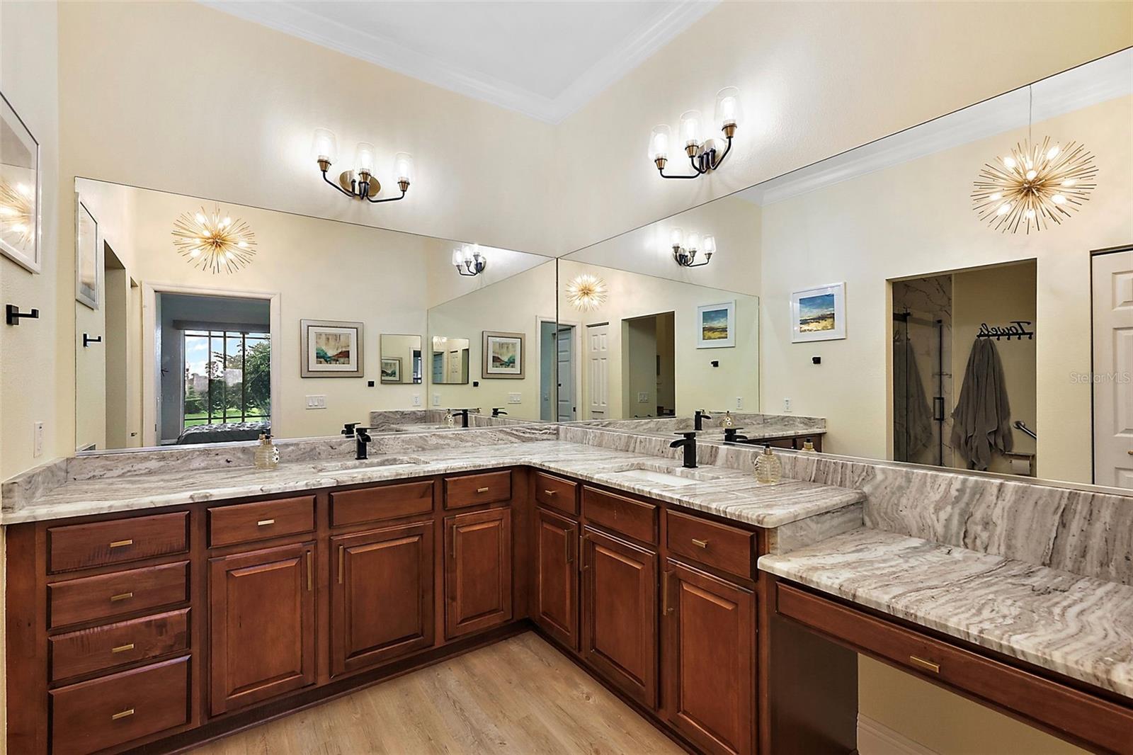 10199 MAINSAIL DR, OXFORD, FL, 34484
