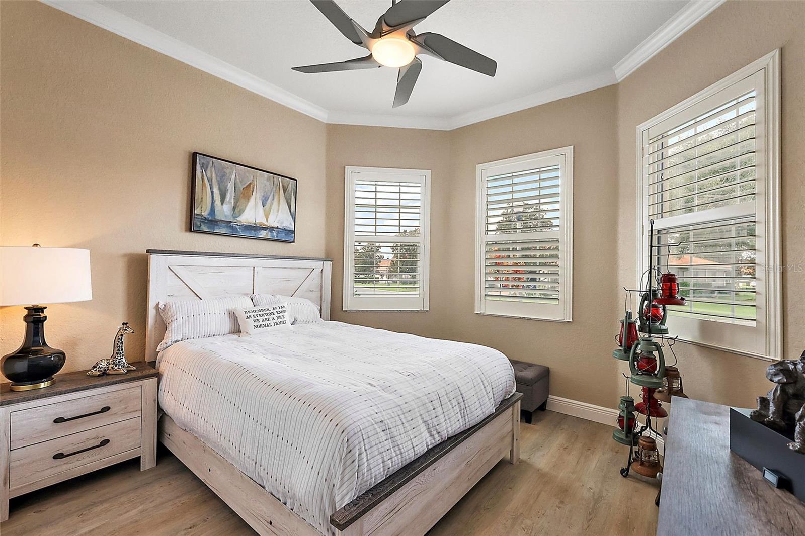10199 MAINSAIL DR, OXFORD, FL, 34484