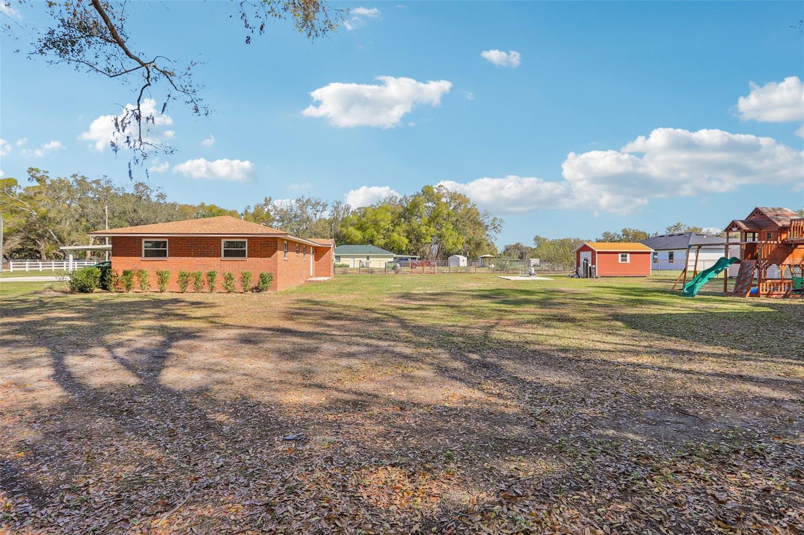 231 CR 482S, LAKE PANASOFFKEE, FL, 33538