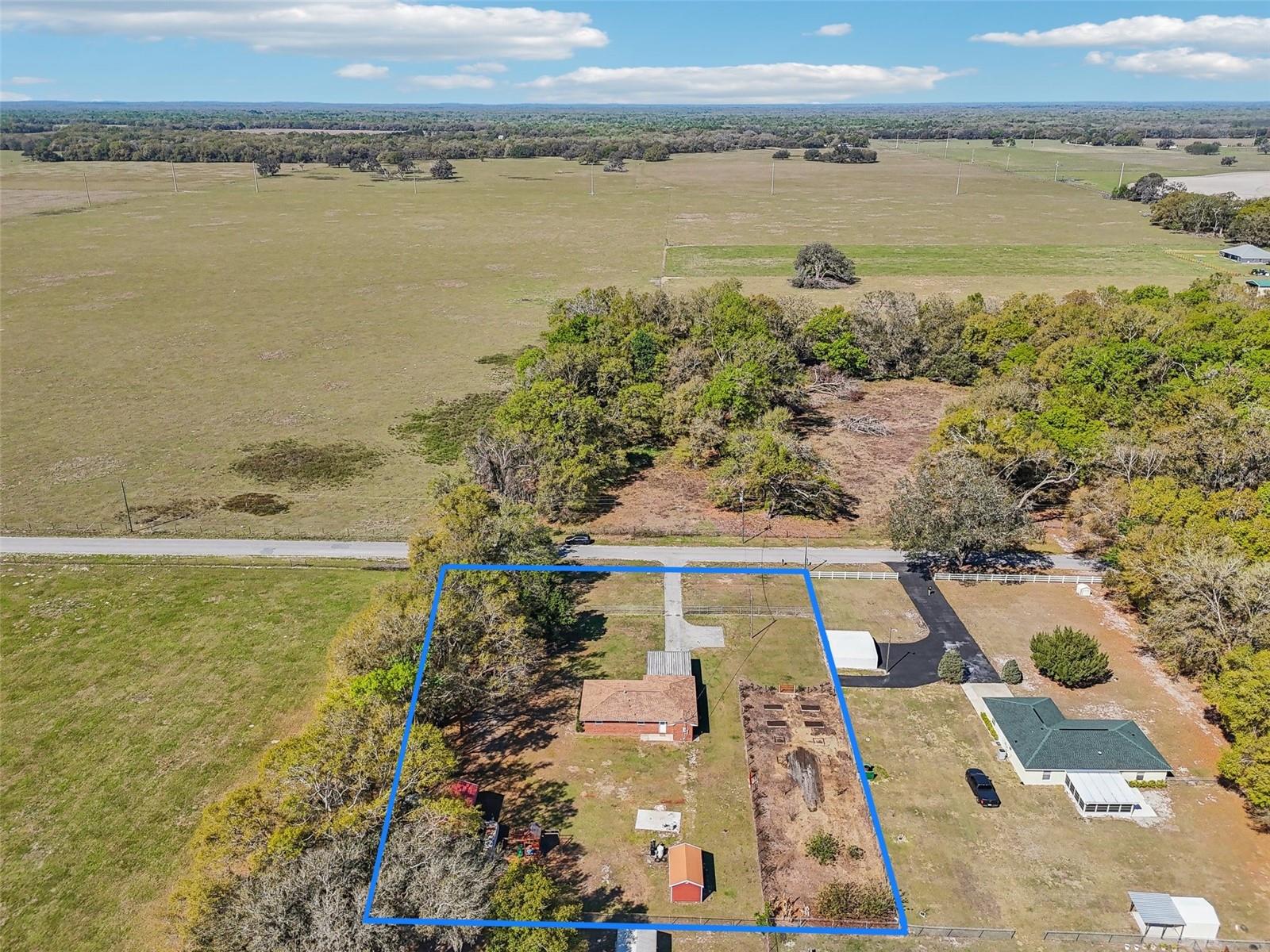 231 CR 482S, LAKE PANASOFFKEE, FL, 33538