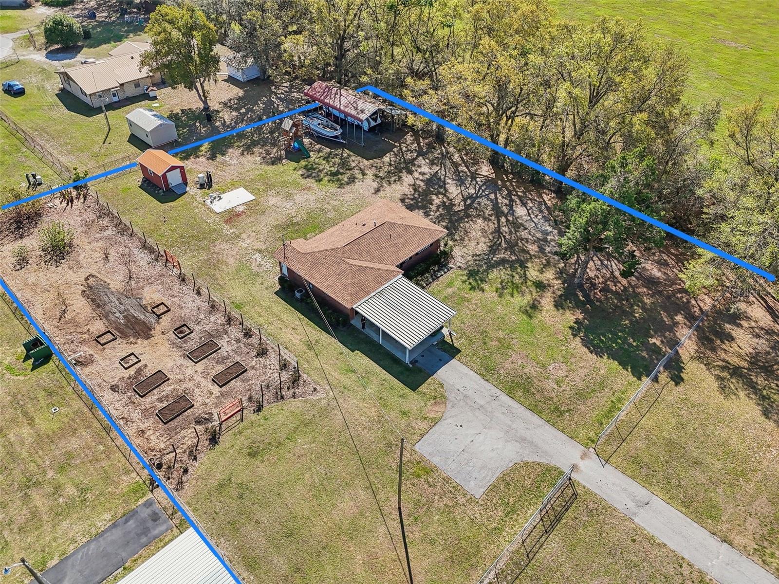 231 CR 482S, LAKE PANASOFFKEE, FL, 33538