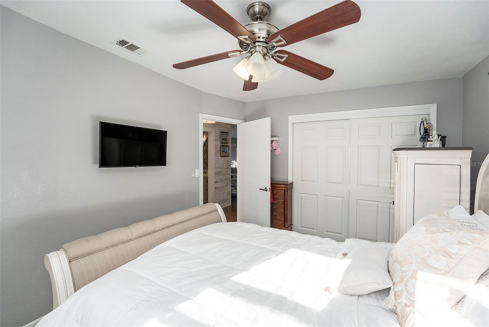 1424 ORANGE ST, CLEARWATER, FL, 33756