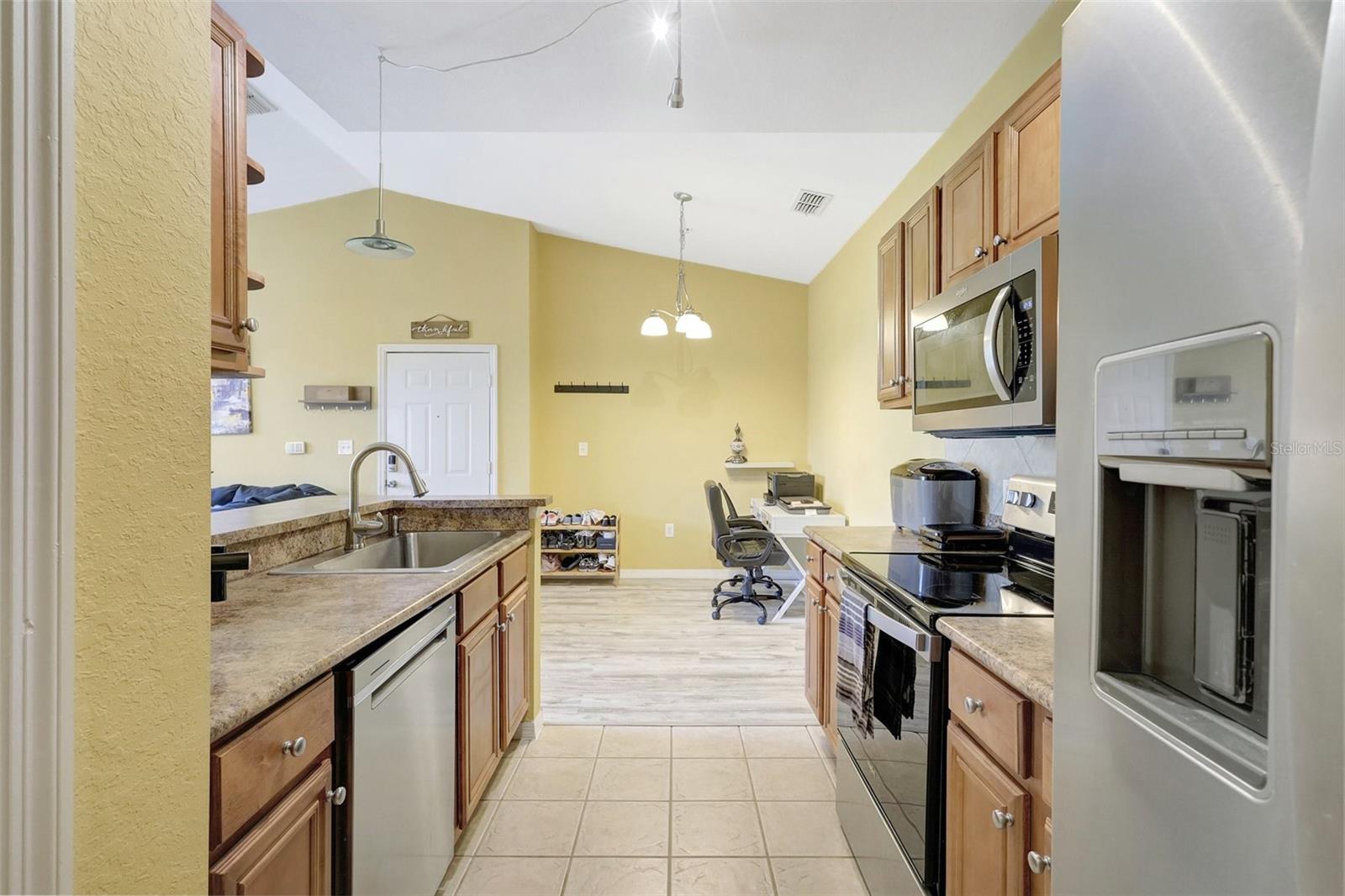 8341 38TH STREET CIR E #303, SARASOTA, FL, 34243