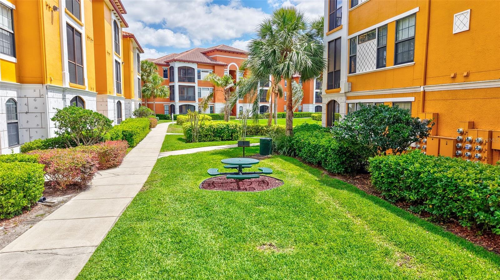 8341 38TH STREET CIR E #303, SARASOTA, FL, 34243