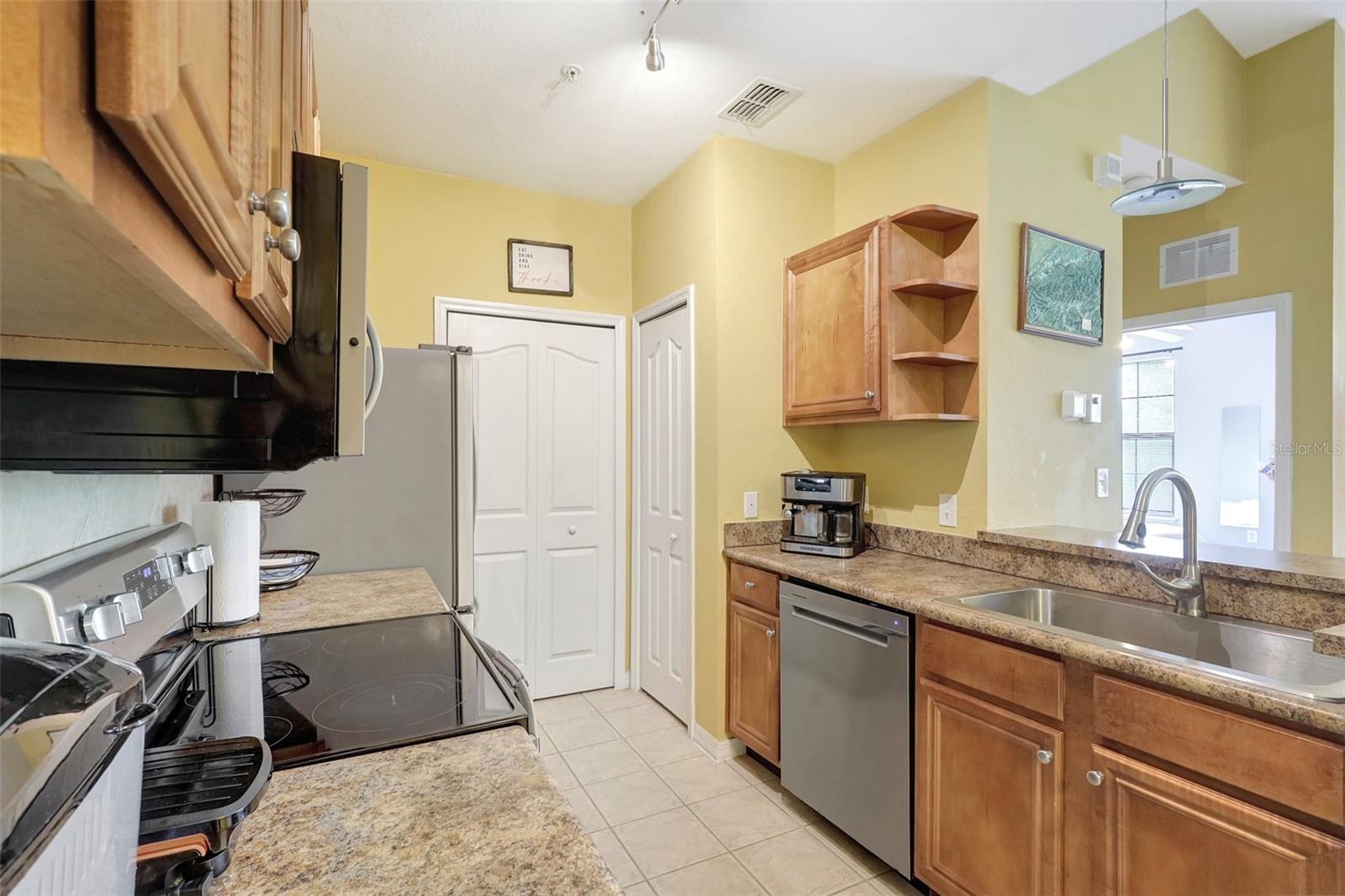8341 38TH STREET CIR E #303, SARASOTA, FL, 34243