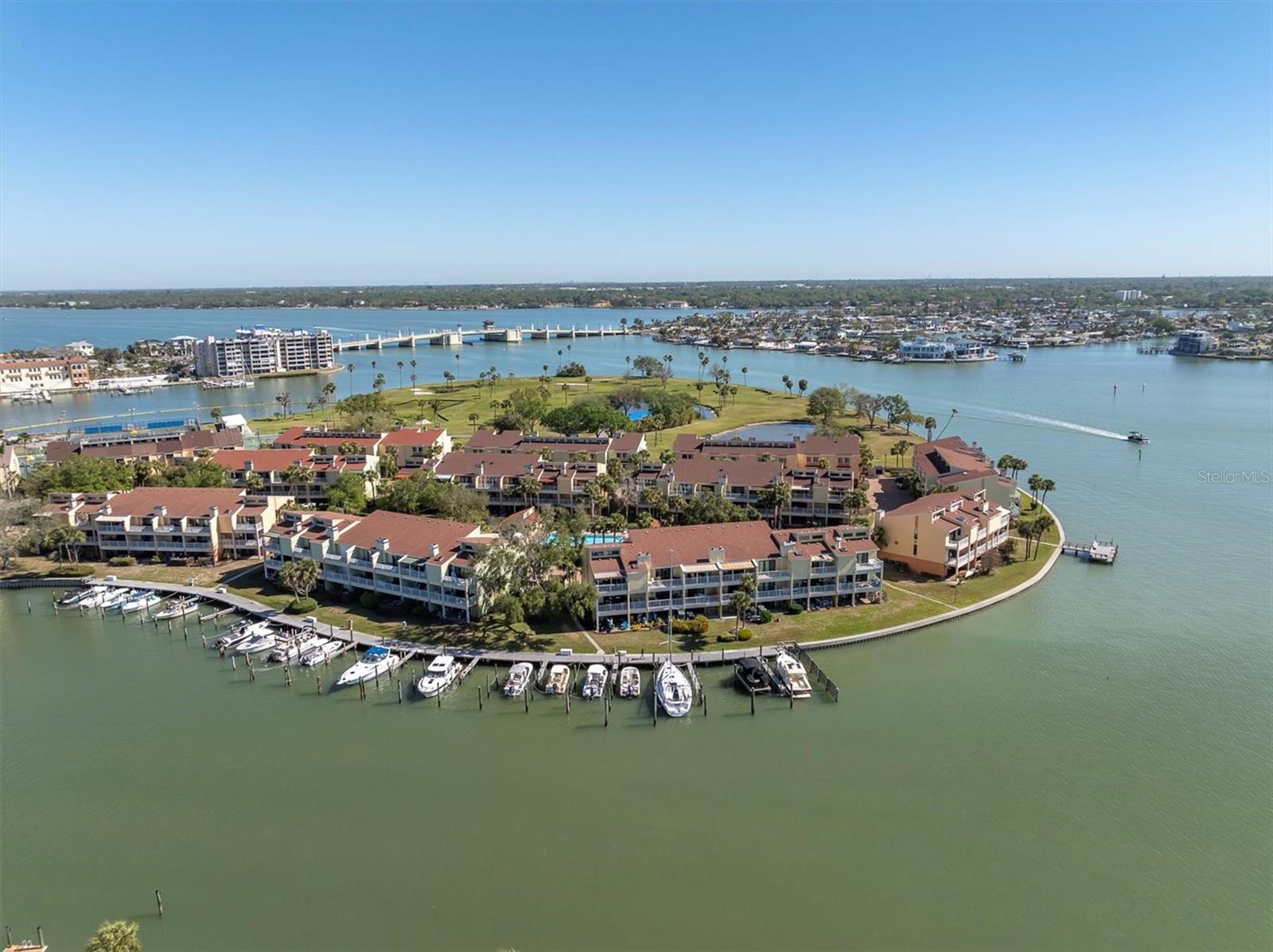 553 HAVEN POINT DR, TREASURE ISLAND, FL, 33706