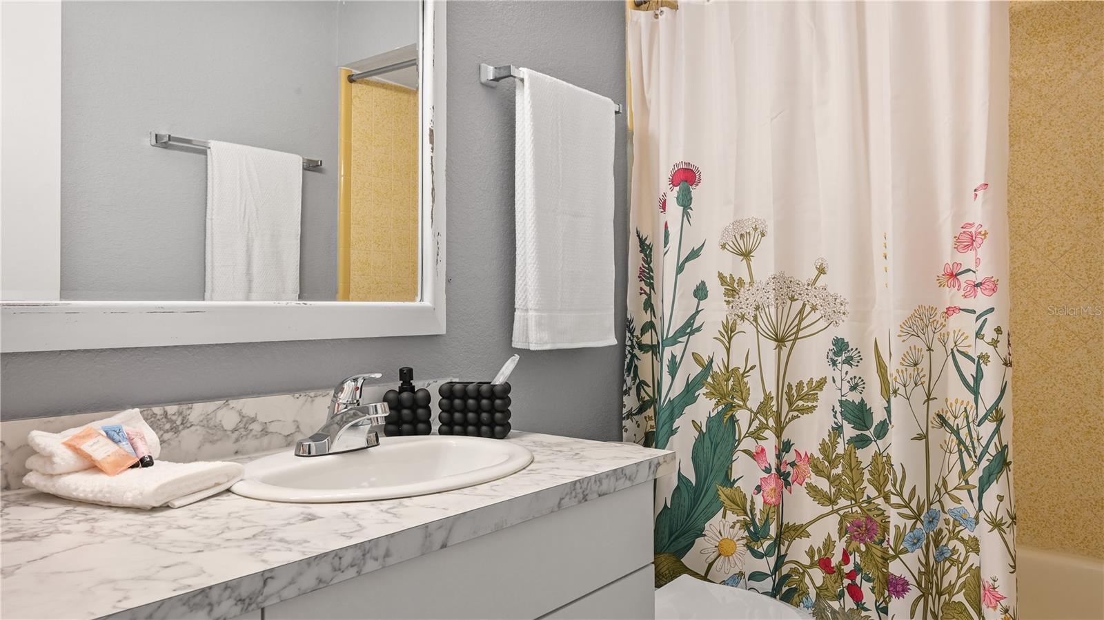 3203 RIVERSIDE DR #B, PUNTA GORDA, FL, 33950