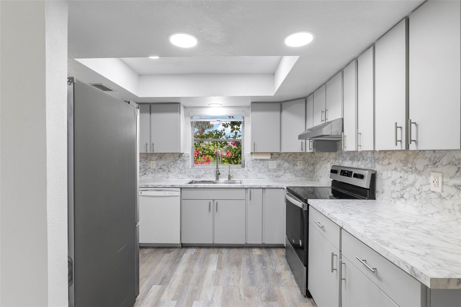 3203 RIVERSIDE DR #B, PUNTA GORDA, FL, 33950