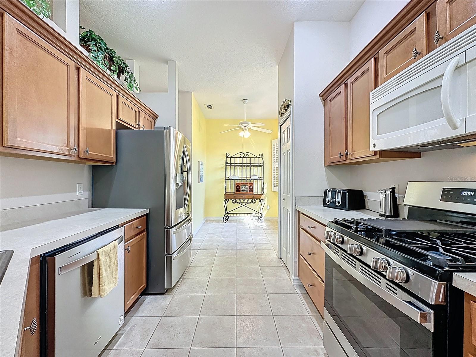 120 CREPE MYRTLE DR, GROVELAND, FL, 34736