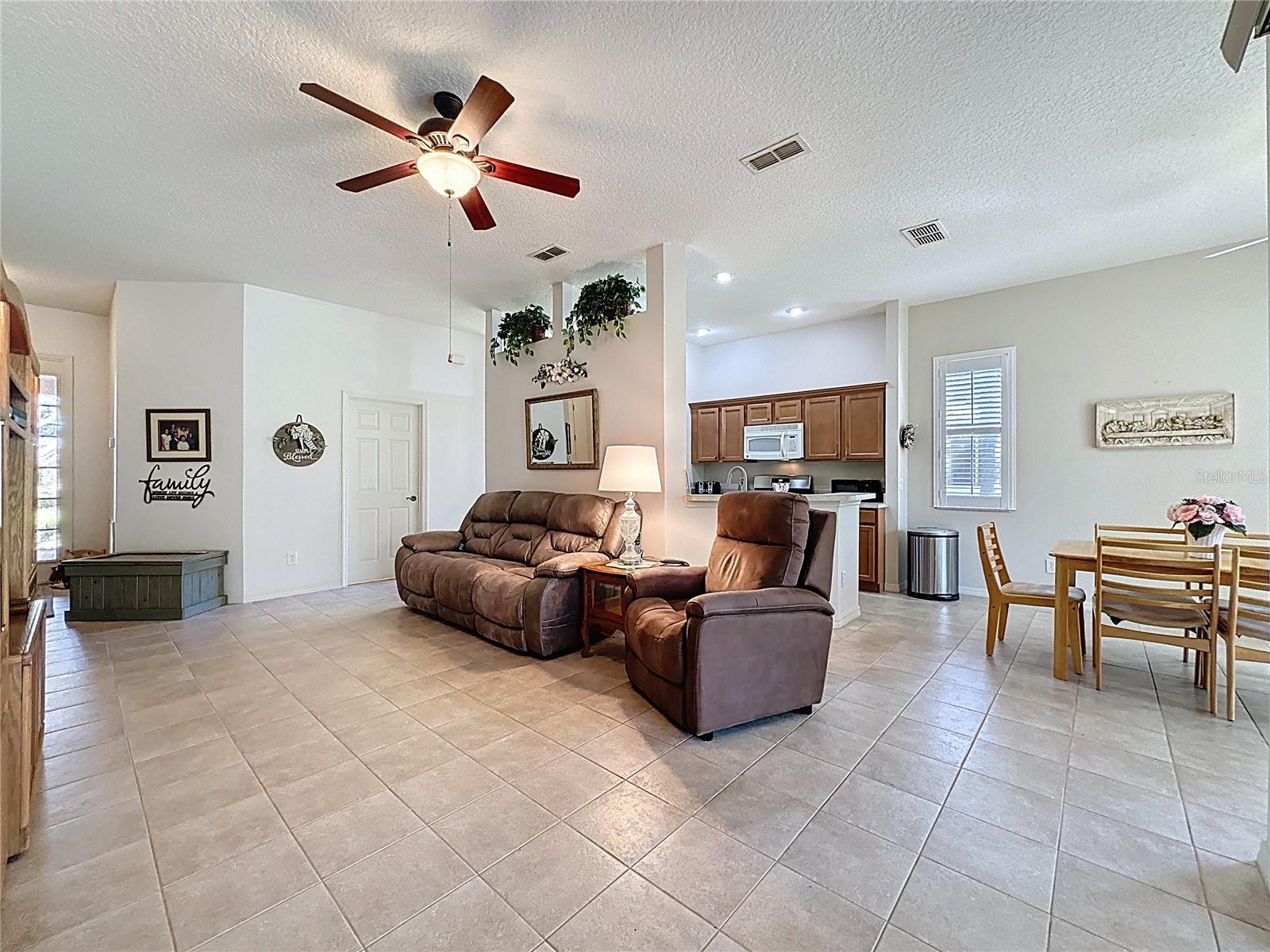120 CREPE MYRTLE DR, GROVELAND, FL, 34736