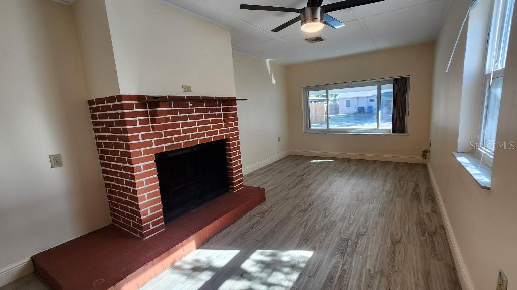 858 51ST AVE N, ST PETERSBURG, FL, 33703