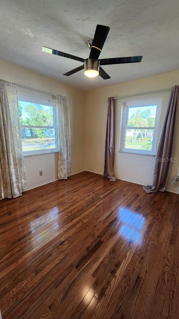 858 51ST AVE N, ST PETERSBURG, FL, 33703