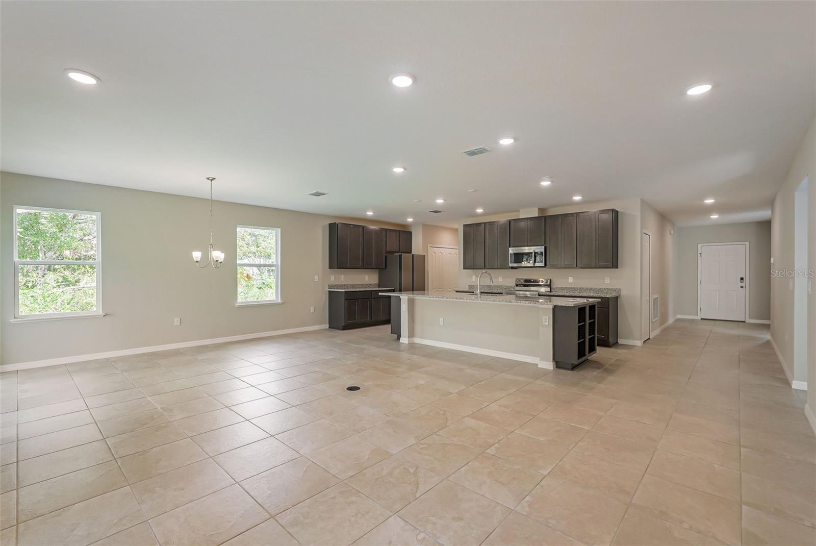 6611 LULLABY LN, MASCOTTE, FL, 34753