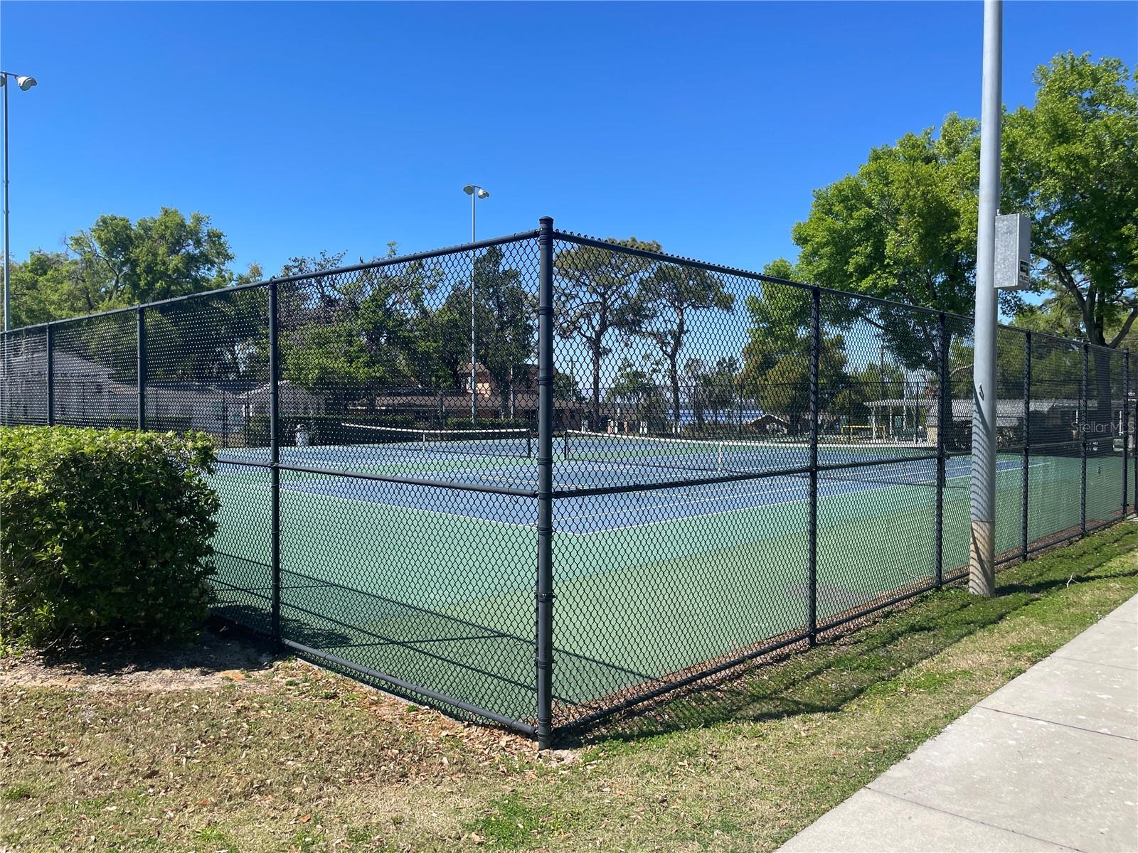 456 W MINNEOLA AVE, CLERMONT, FL, 34711